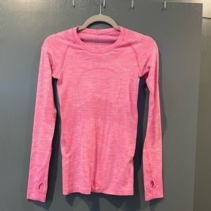 Lulu lemon swiftly tech long sleeve